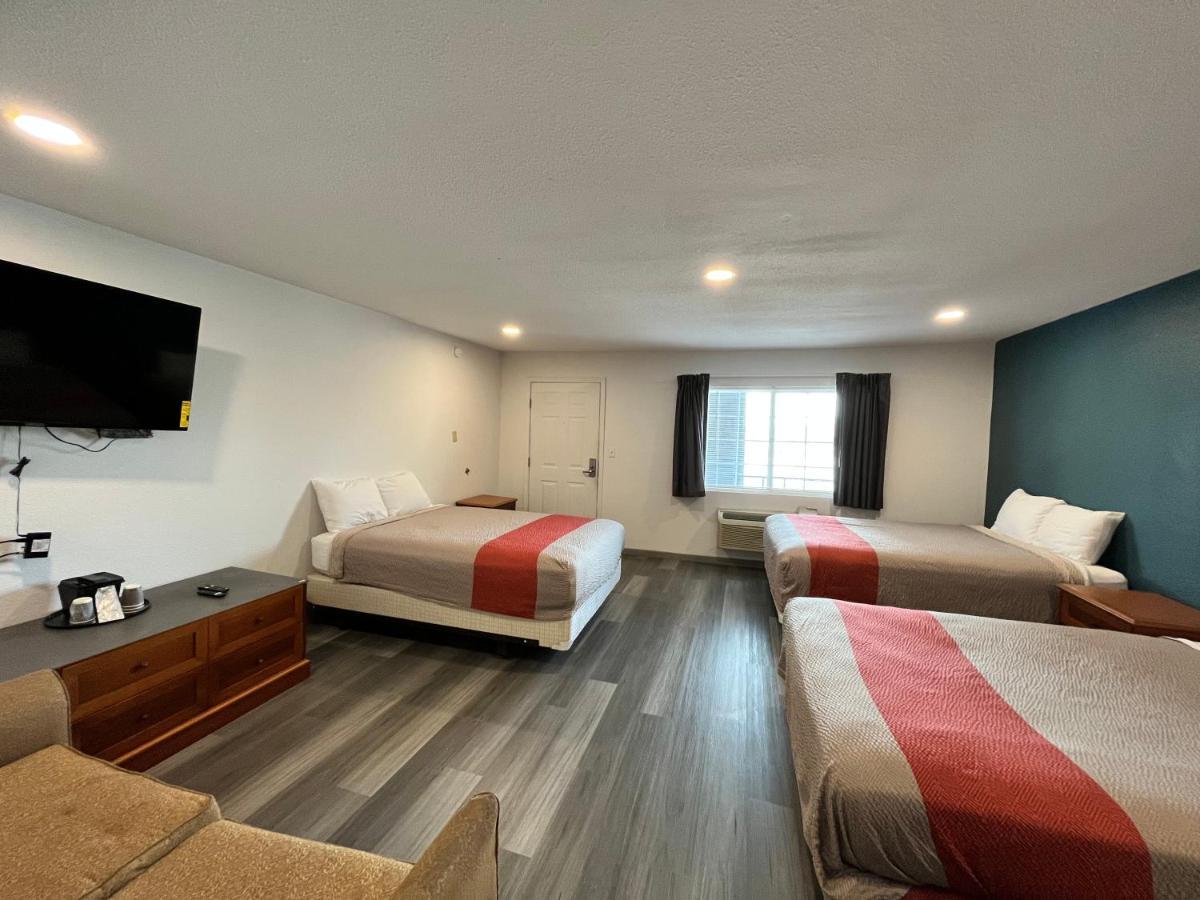 Town Place Studio Apartment Snyder Extérieur photo